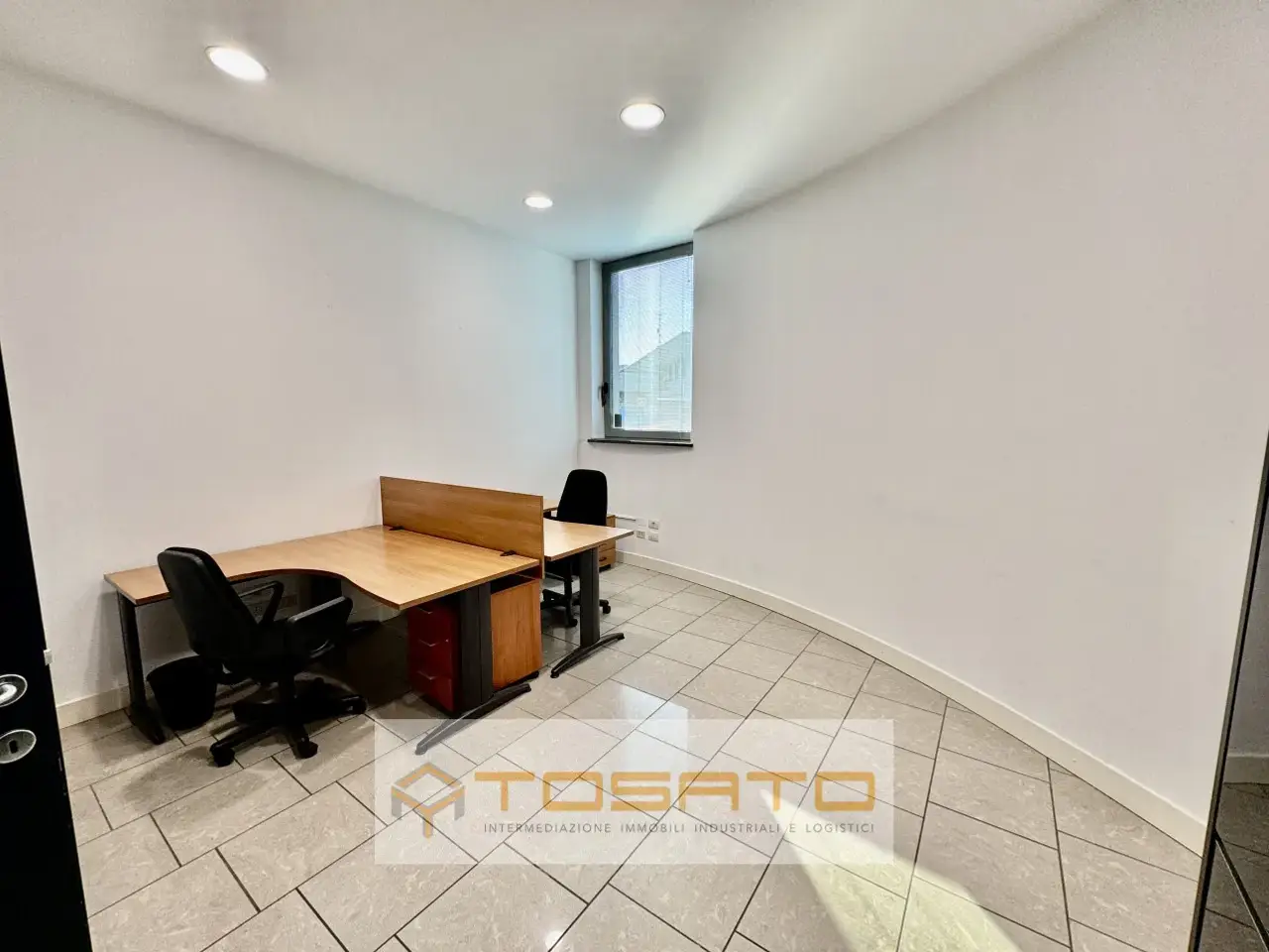 Ufficio in , Zevio, {3} - Foto 1