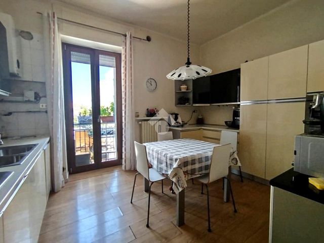 3-room flat in Viale Martiri, Altamura - Photo 1