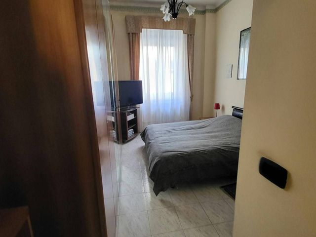 Room in Via Pesaro, Torino - Photo 1