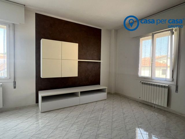 Dreizimmerwohnung in Via Calvi, 1, Rovigo - Foto 1