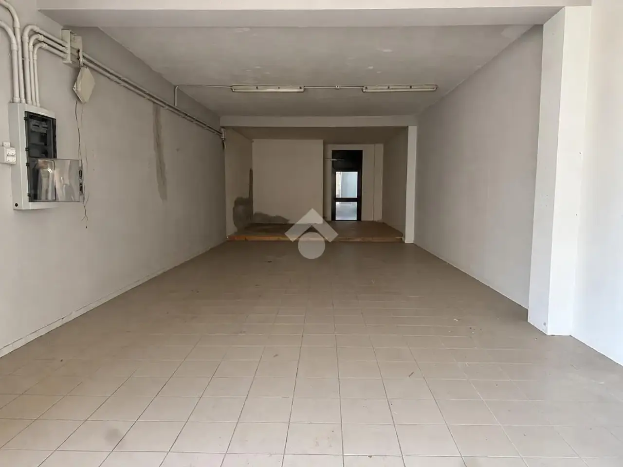Capannone in Via Martiri di Cefalonia, Bagnatica, {3} - Foto 2