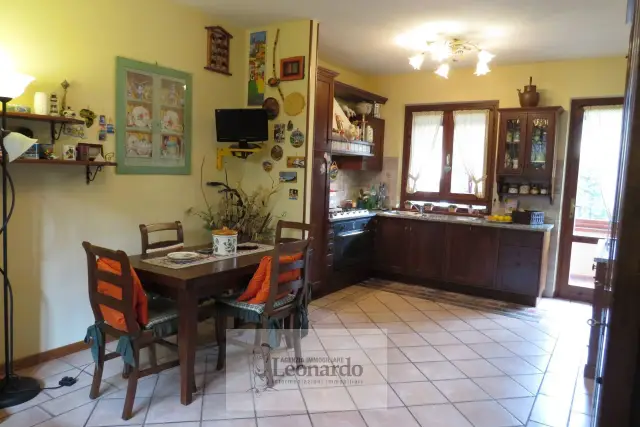 Villa a schiera in Via Matteotti, Massarosa - Foto 1