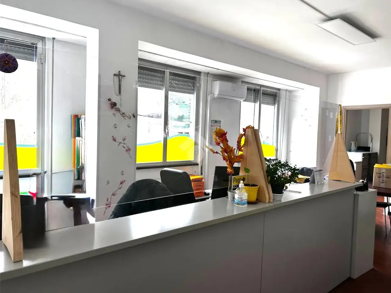Ufficio in Ufficio a Via Calice 48, Finale Ligure, {3} - Foto 1