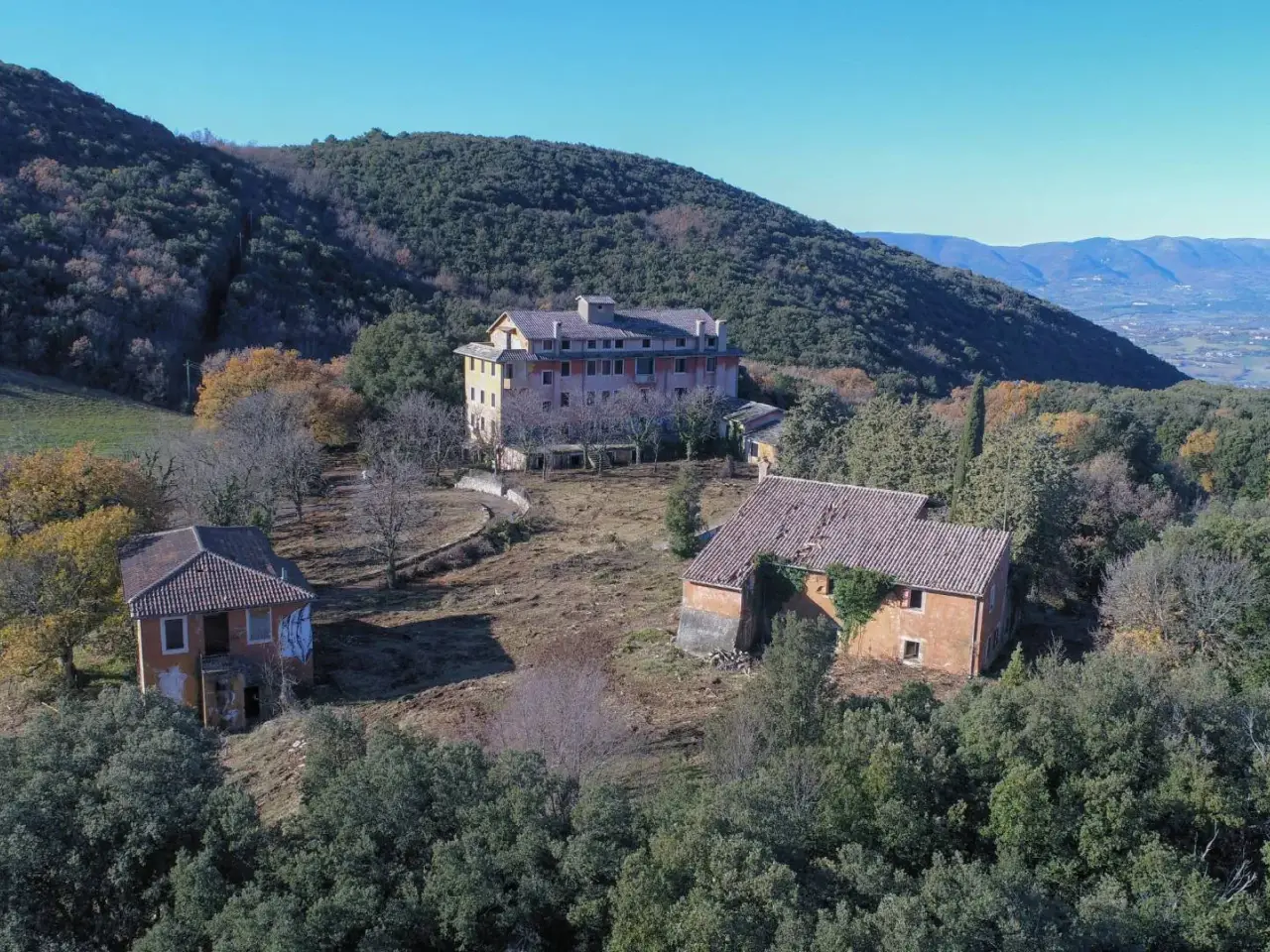 Albergo in , Spoleto, {3} - Foto 1
