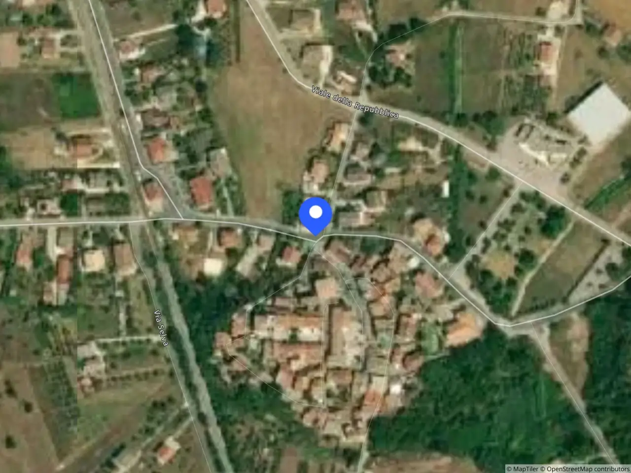 Negozio in Largo del Drago 3 3, Colfelice, {3} - Foto 2