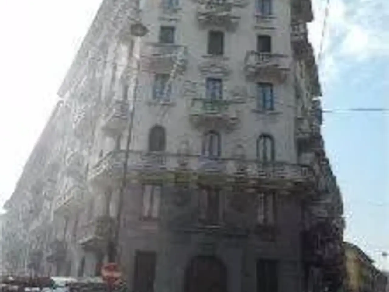 Magazzino in Via Garigliano 7, Milano, {3} - Foto 1