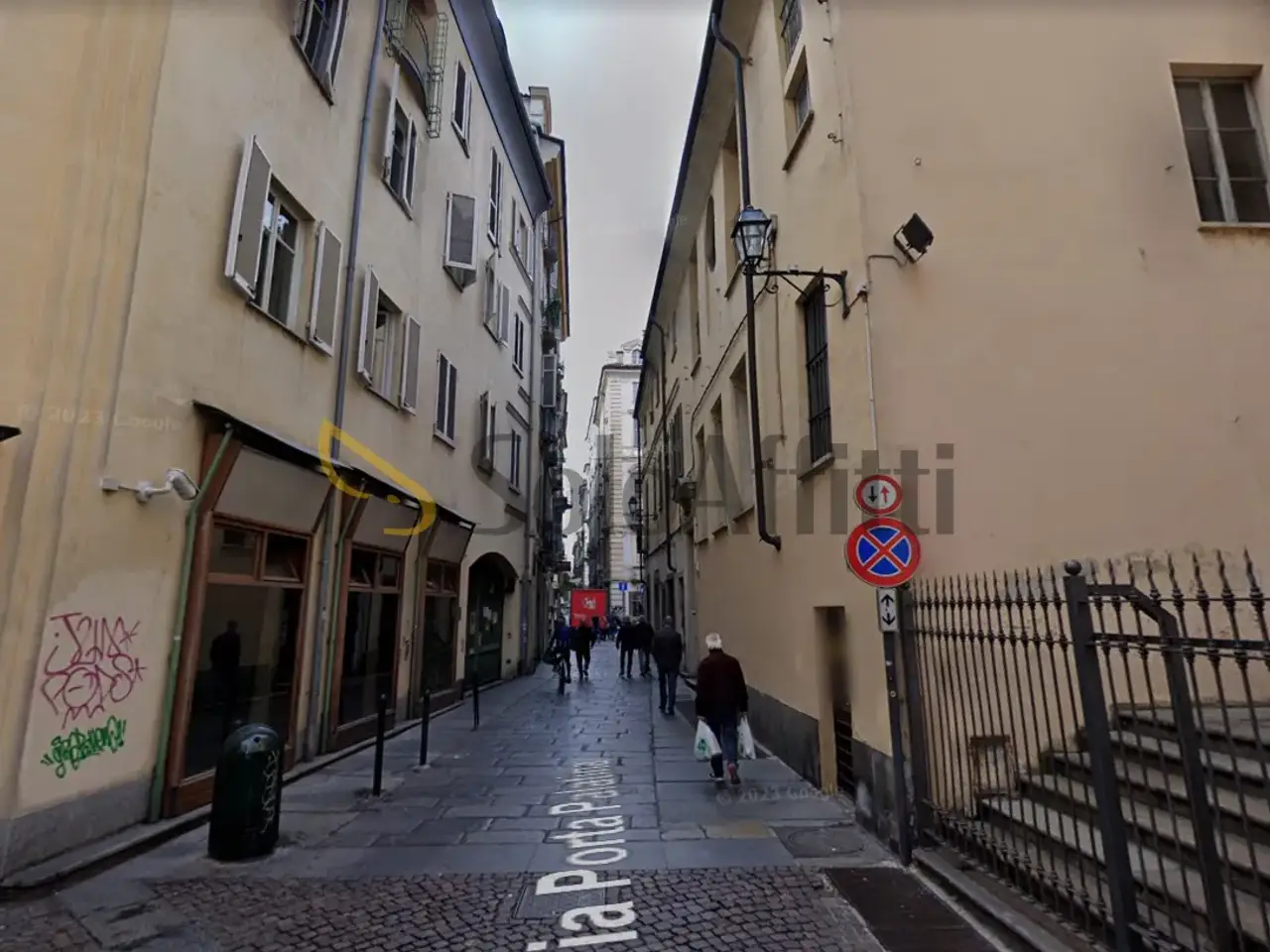 Parcheggio chiuso in , Torino, {3} - Foto 1