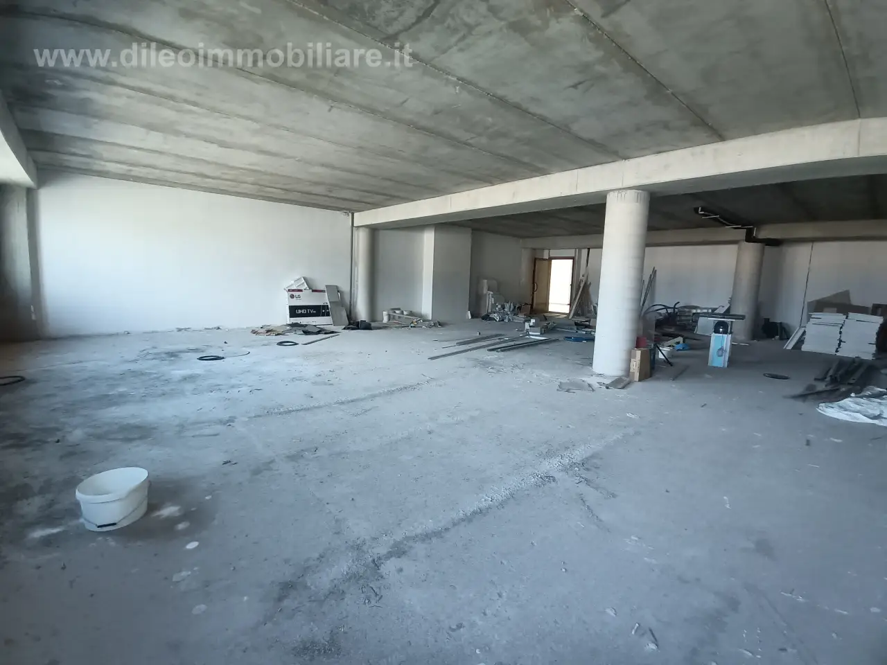 Palazzina commerciale in , San Benedetto Del Tronto, {3} - Foto 1