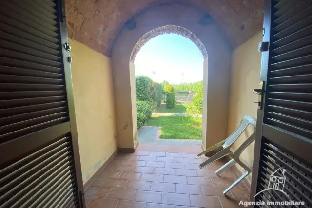 4-room flat, Crespina Lorenzana - Photo 1