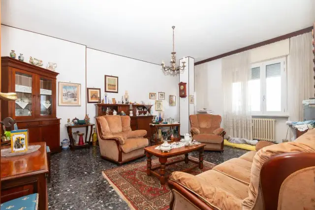 Vierzimmerwohnung in Via Scotti, Costigliole d'Asti - Foto 1