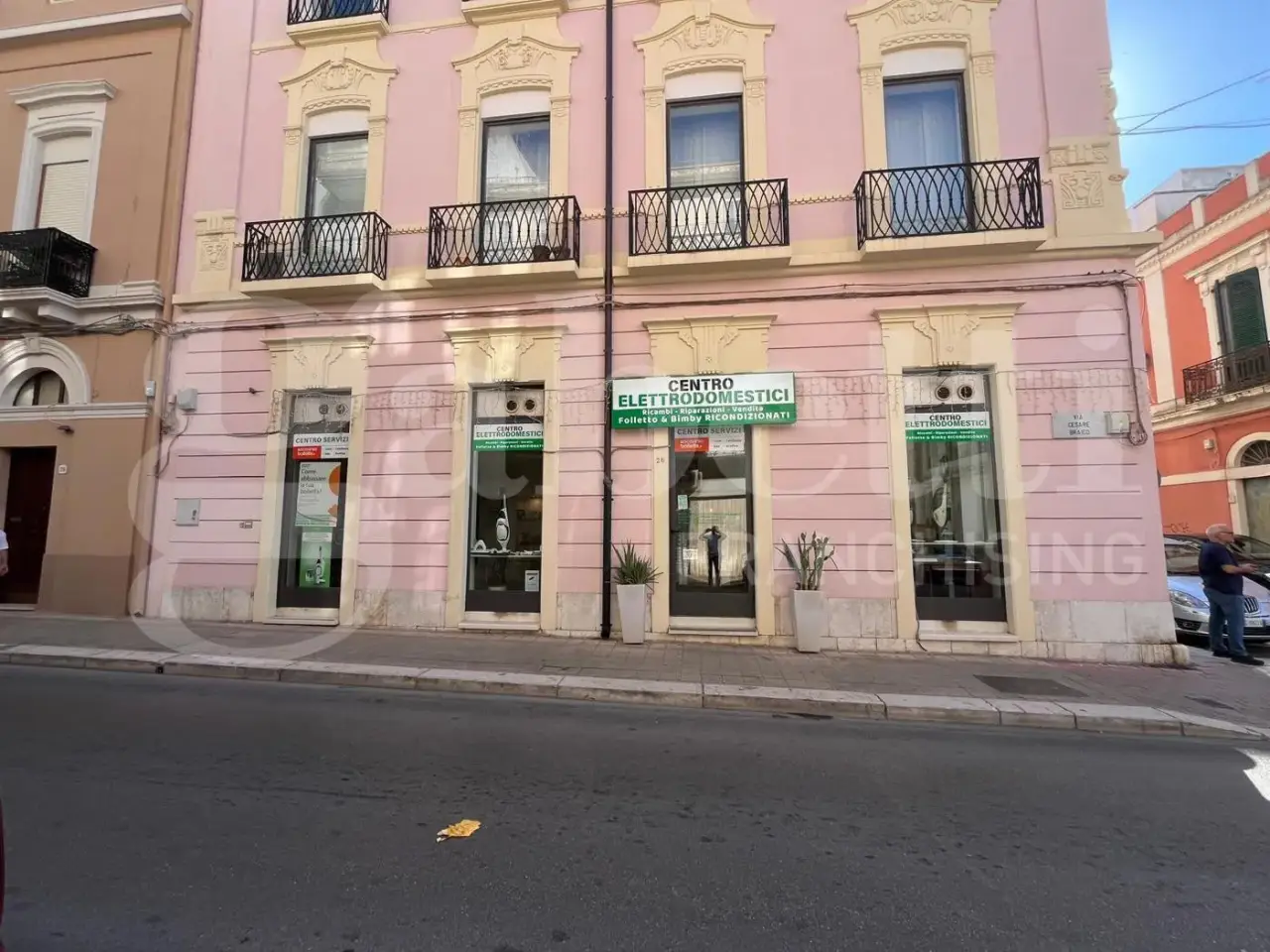 Negozio in Via Cesare Braico  26, Brindisi, {3} - Foto 1