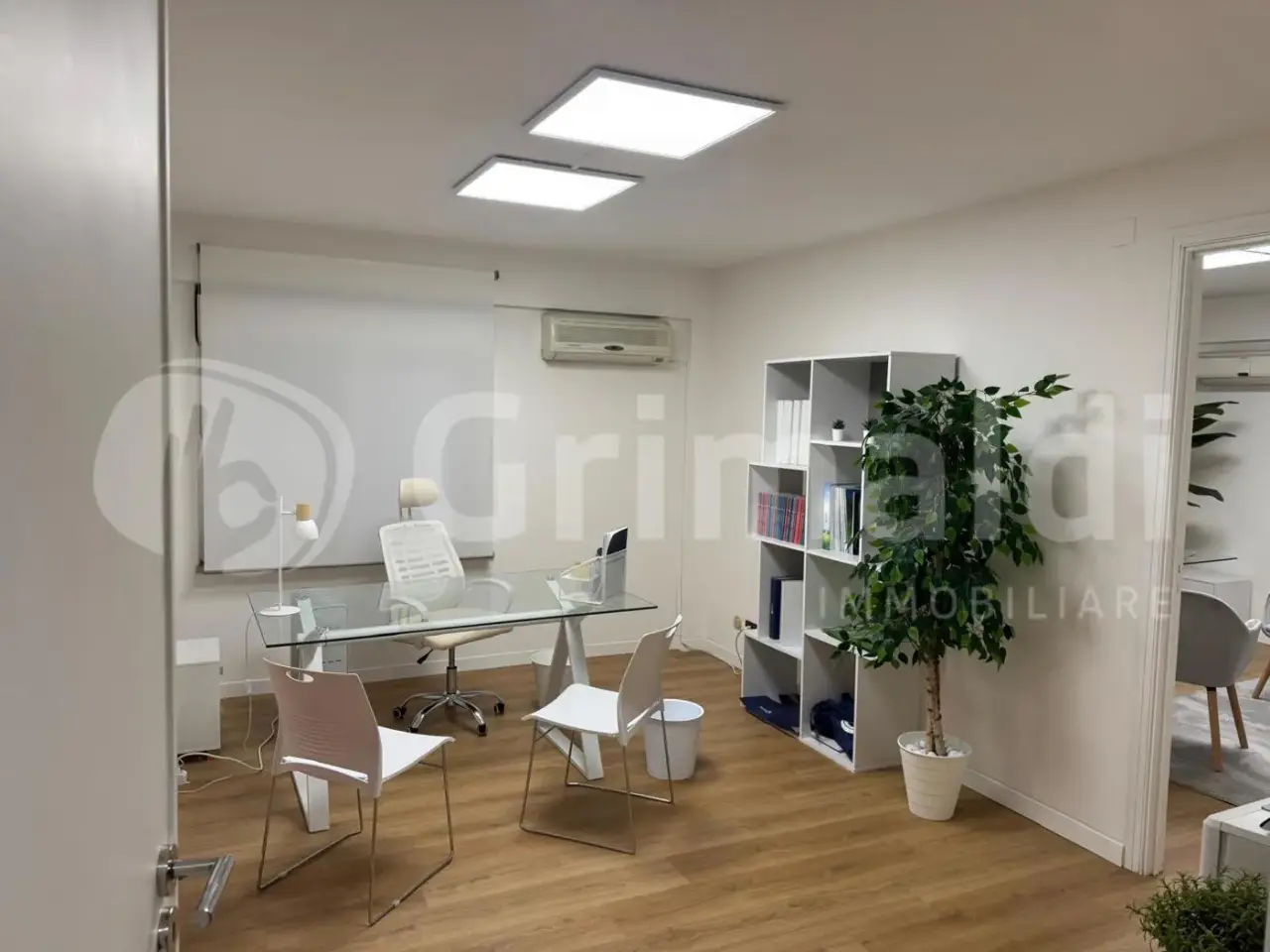 Ufficio in Via Libertà 165, Palermo, {3} - Foto 1