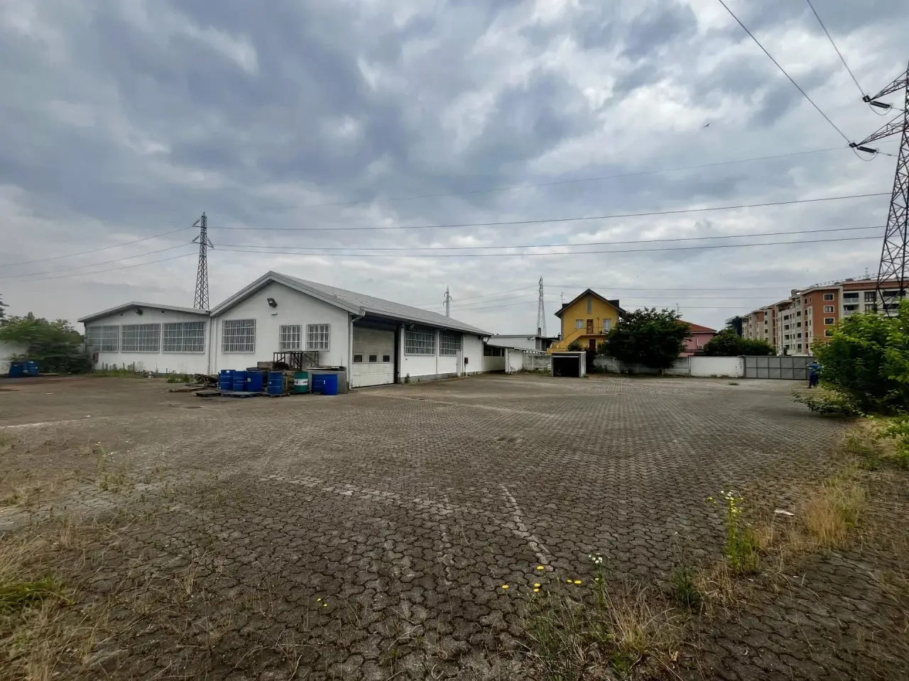 Magazzino in , Brugherio, {3} - Foto 1