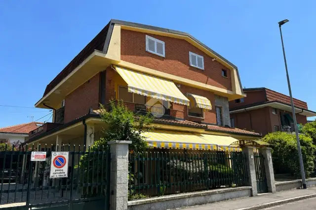 insertion image