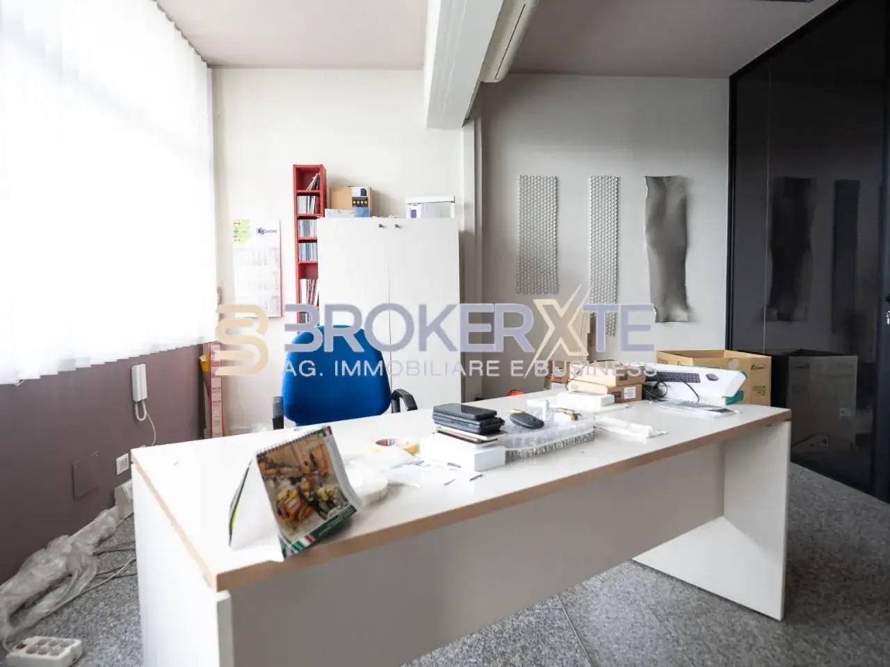 Ufficio in Provinciale Carrara-Avenza 145, Carrara, {3} - Foto 1