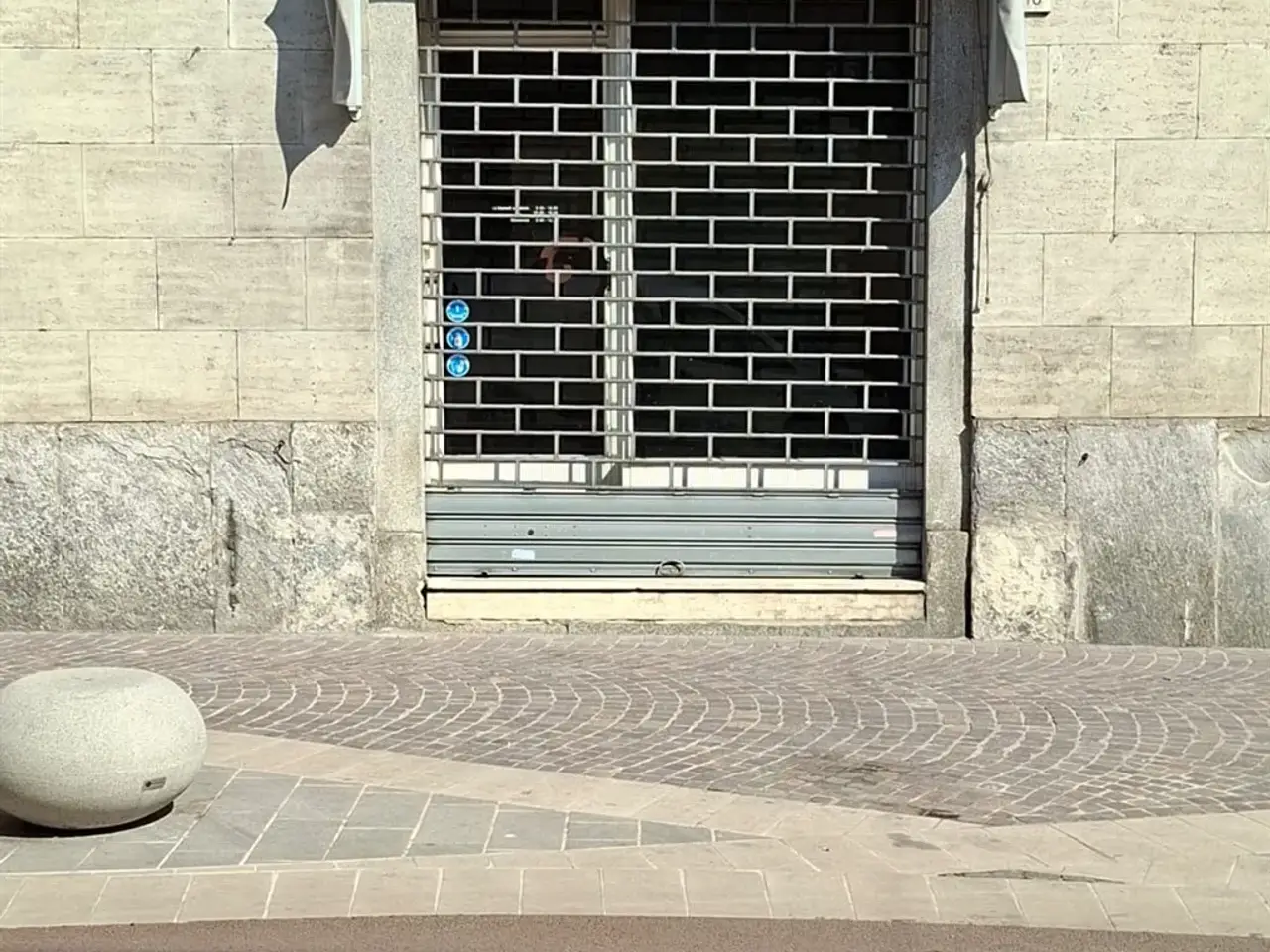 Negozio in Via Veneto 24, Cassano D'Adda, {3} - Foto 2