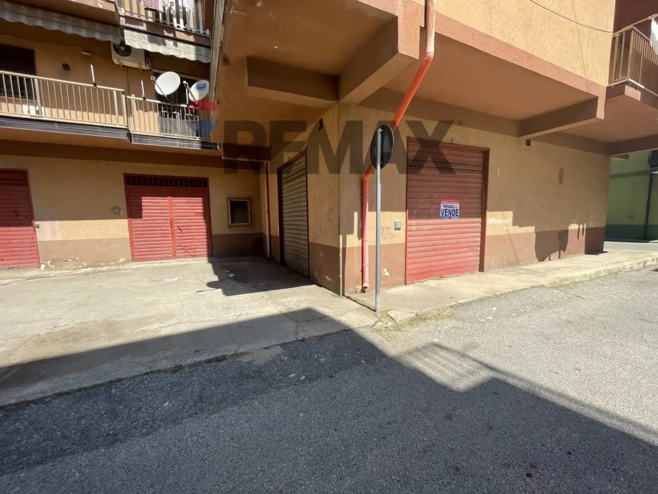 Magazzino in Via Isola di Itaca 9, Corigliano-Rossano, {3} - Foto 1