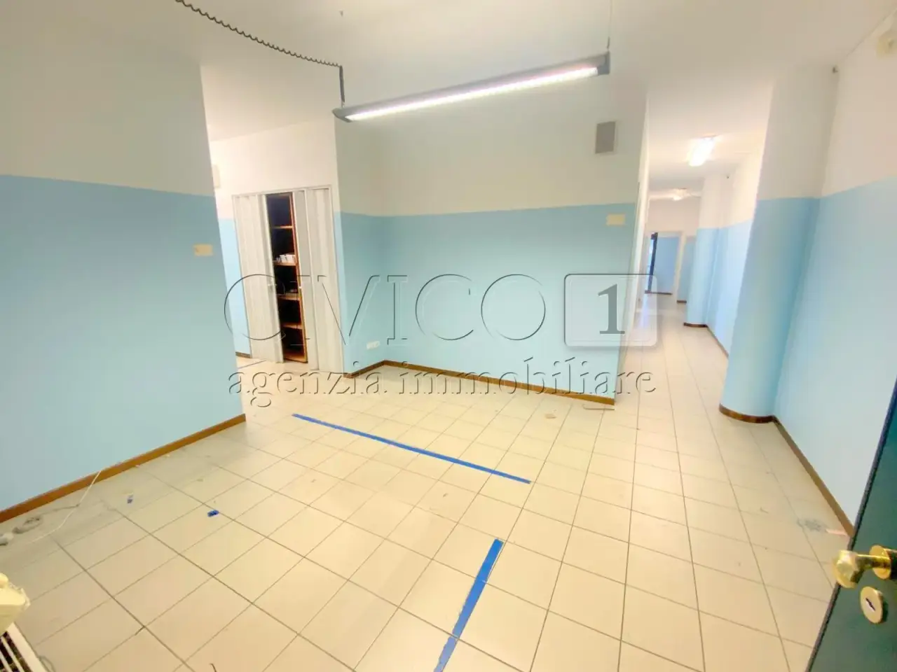 Ufficio in Via Italia Unita 1, Torri Di Quartesolo, {3} - Foto 1