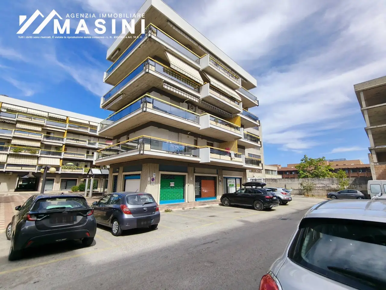 Negozio in Via Alberto Barrella 63, Lanciano, {3} - Foto 1