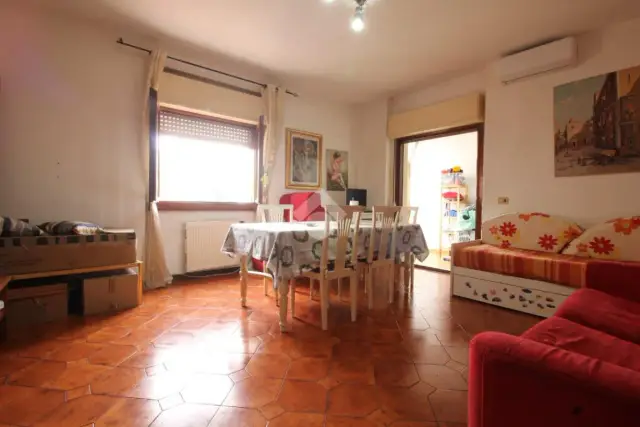 Trilocale in Via Boccaccio G. 31, Fonte Nuova - Foto 1