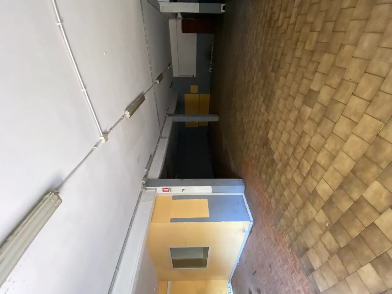 Abbigliamento in Via Pietro Nenni 74a, Monterotondo, {3} - Foto 1