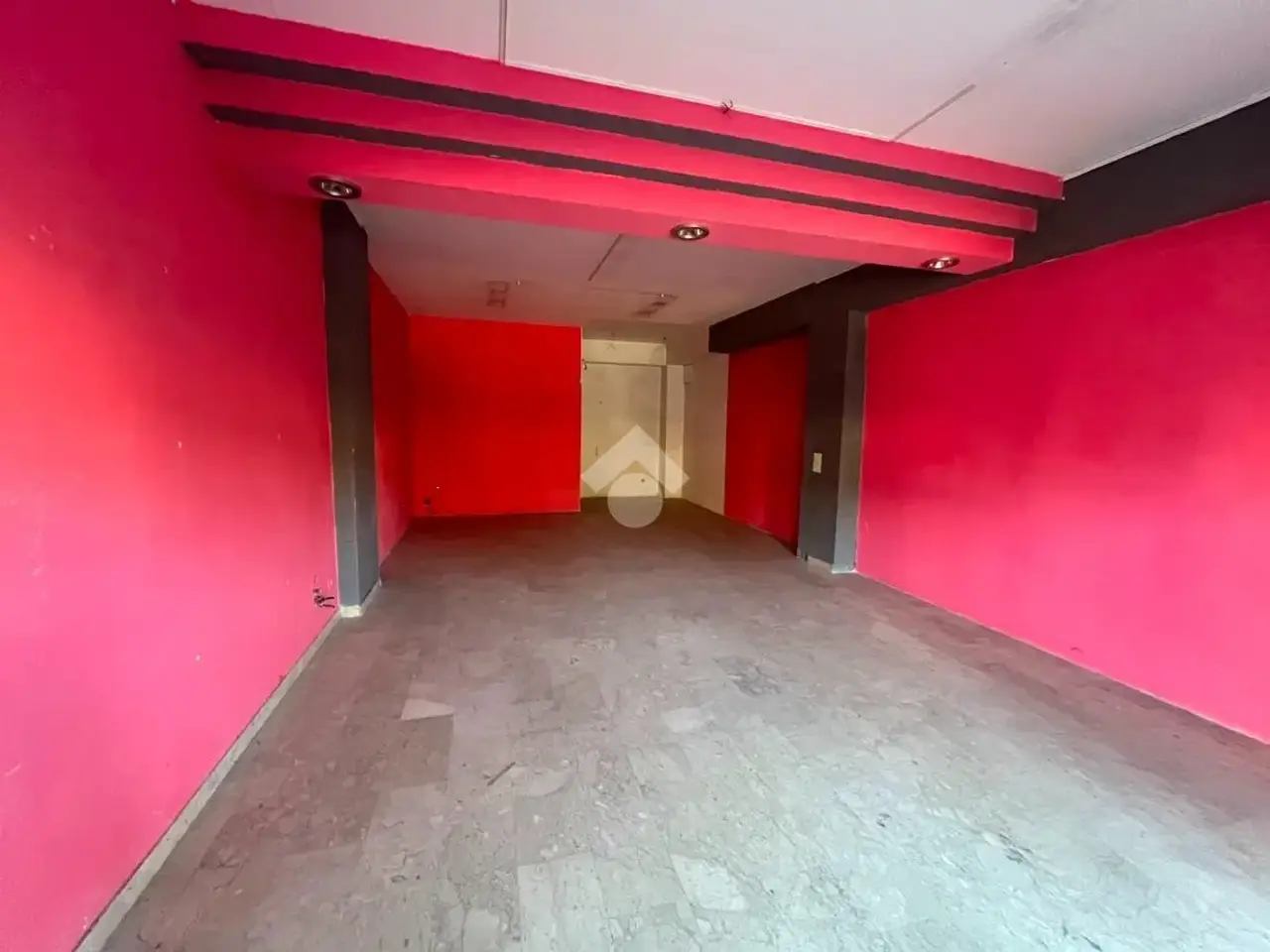 Negozio in Via Giorgio De Chirico 69, Rende, {3} - Foto 2