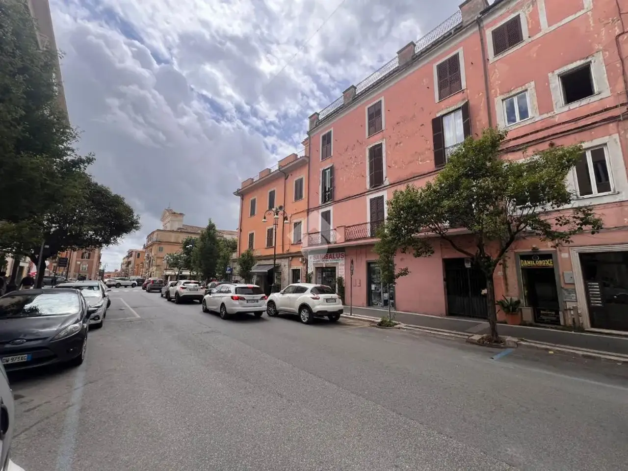 Negozio in Corso Antonio Gramsci 16, Genzano Di Roma, {3} - Foto 1