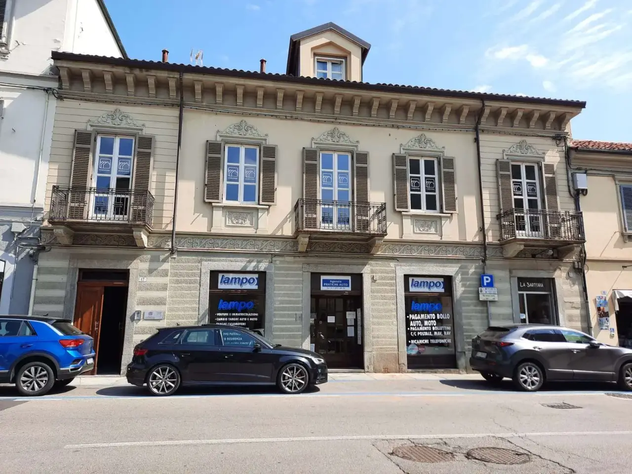 Negozio in Via Vittorio Emanuele II 17, Chieri, {3} - Foto 1