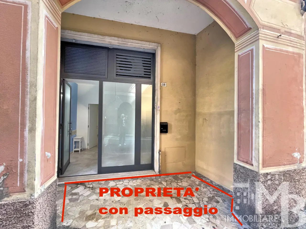 Palazzina commerciale in Via Piero Schiaffino 58, Camogli, {3} - Foto 1