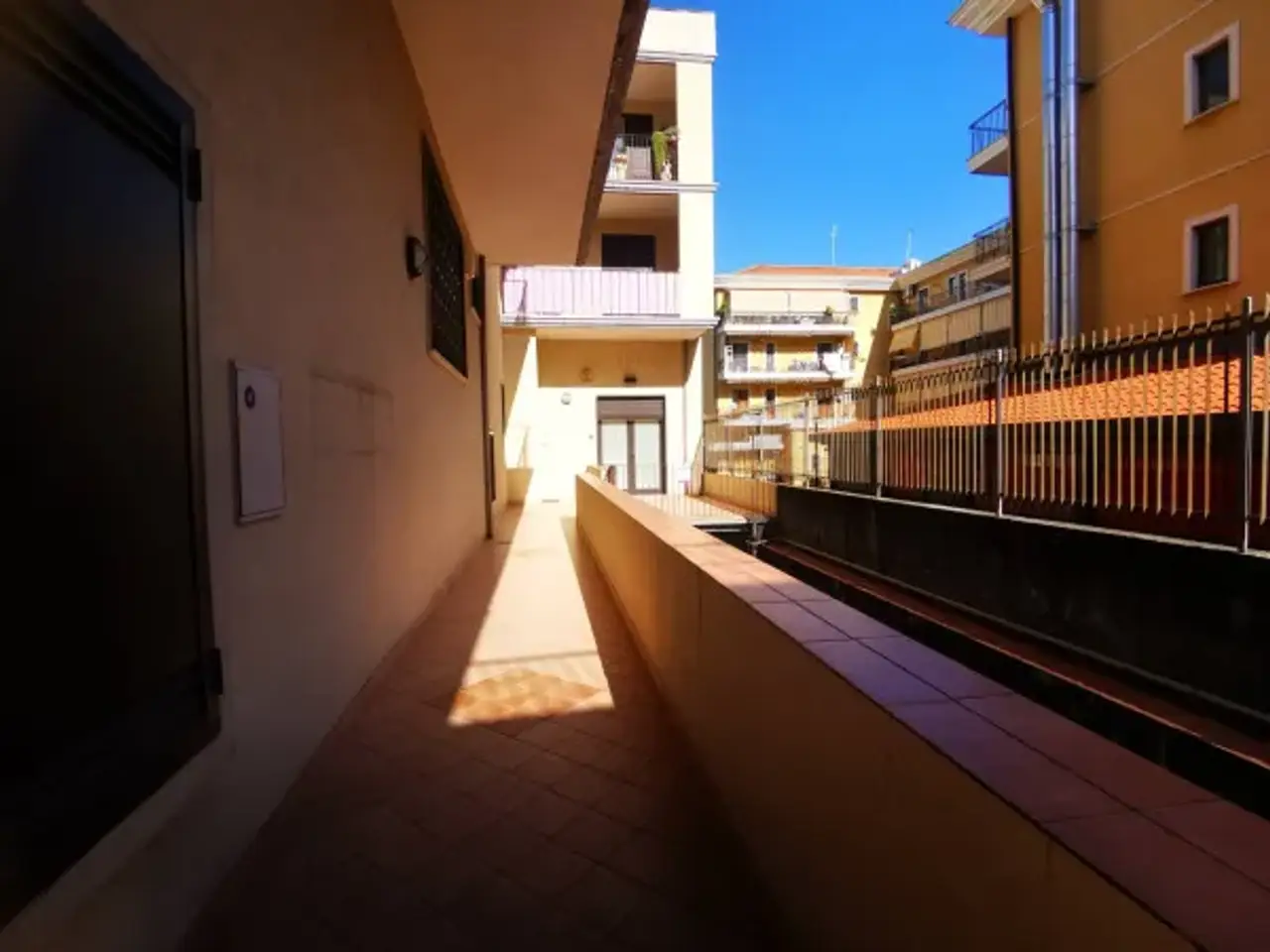 Ufficio in Corso Sicilia 26, Giarre, {3} - Foto 2