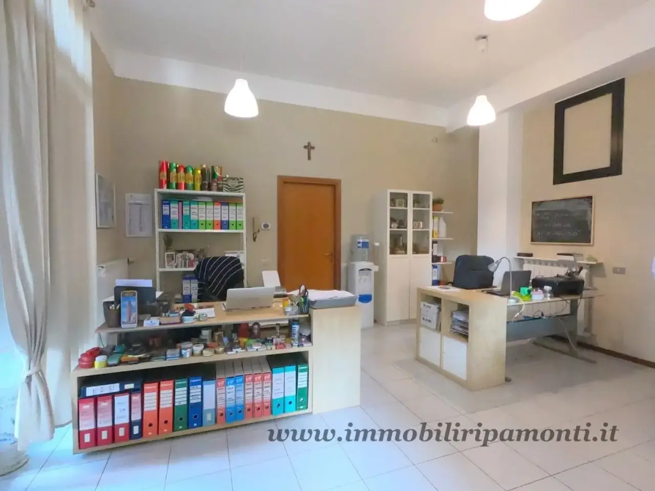Negozio in Via San Rocco 5, Lecco, {3} - Foto 2