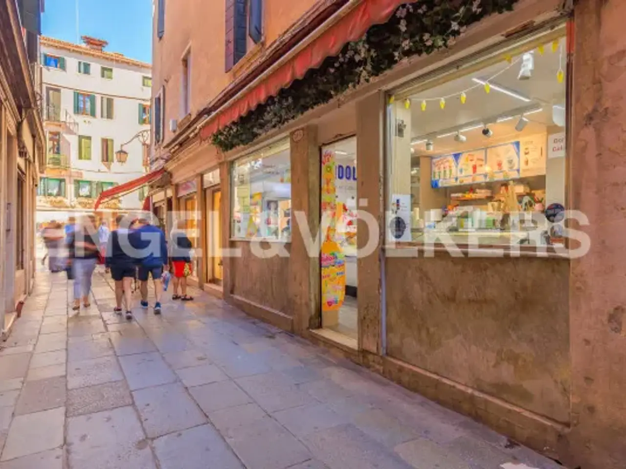 Gelateria in Campo De La Pescaria, Venezia, {3} - Foto 1
