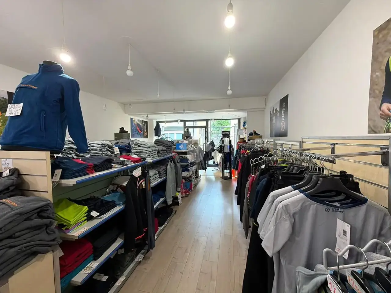 Negozio in Via Scuole 19, Rovereto, {3} - Foto 1
