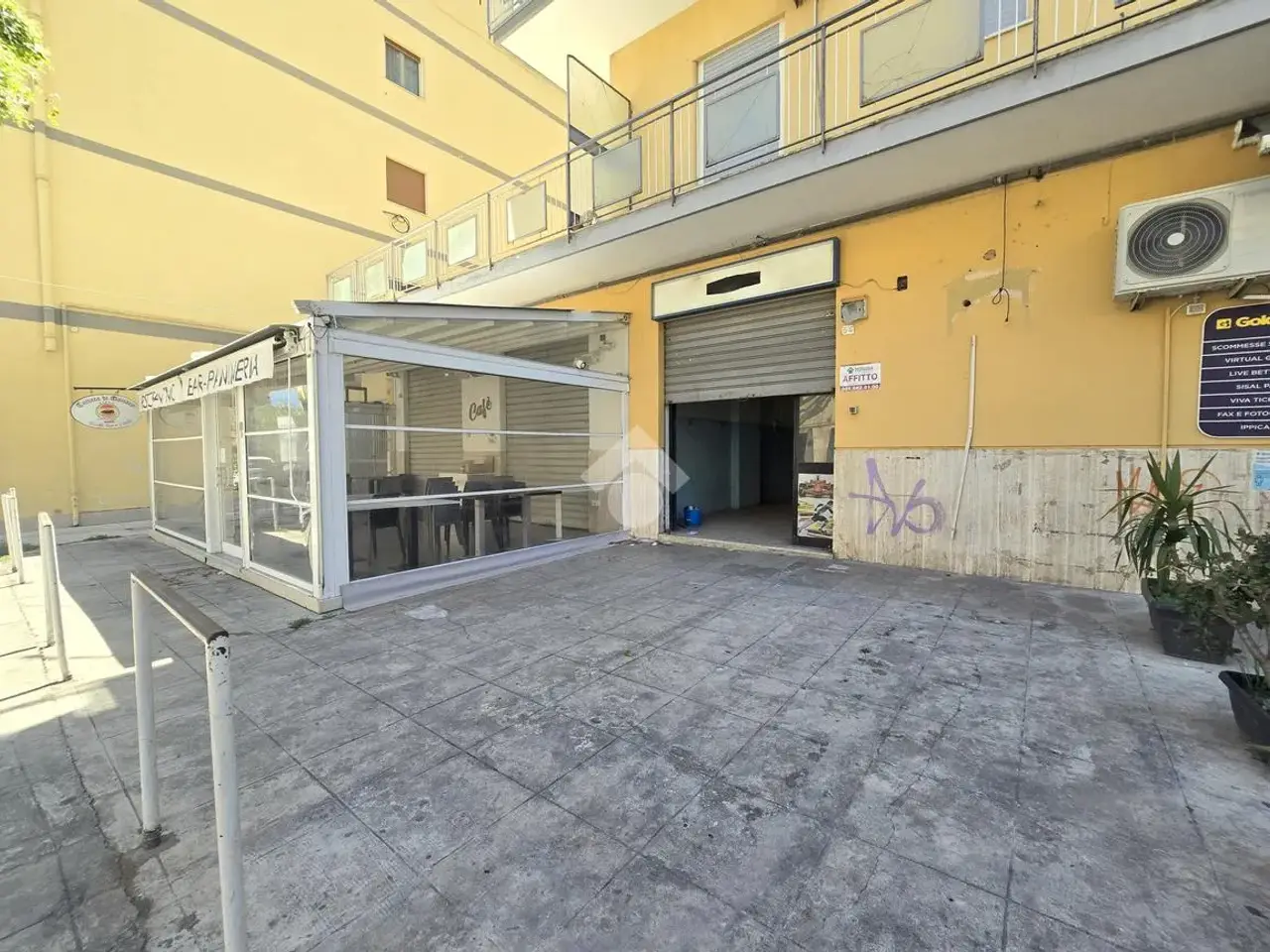 Negozio in Via Palmerino 54, Palermo, {3} - Foto 1