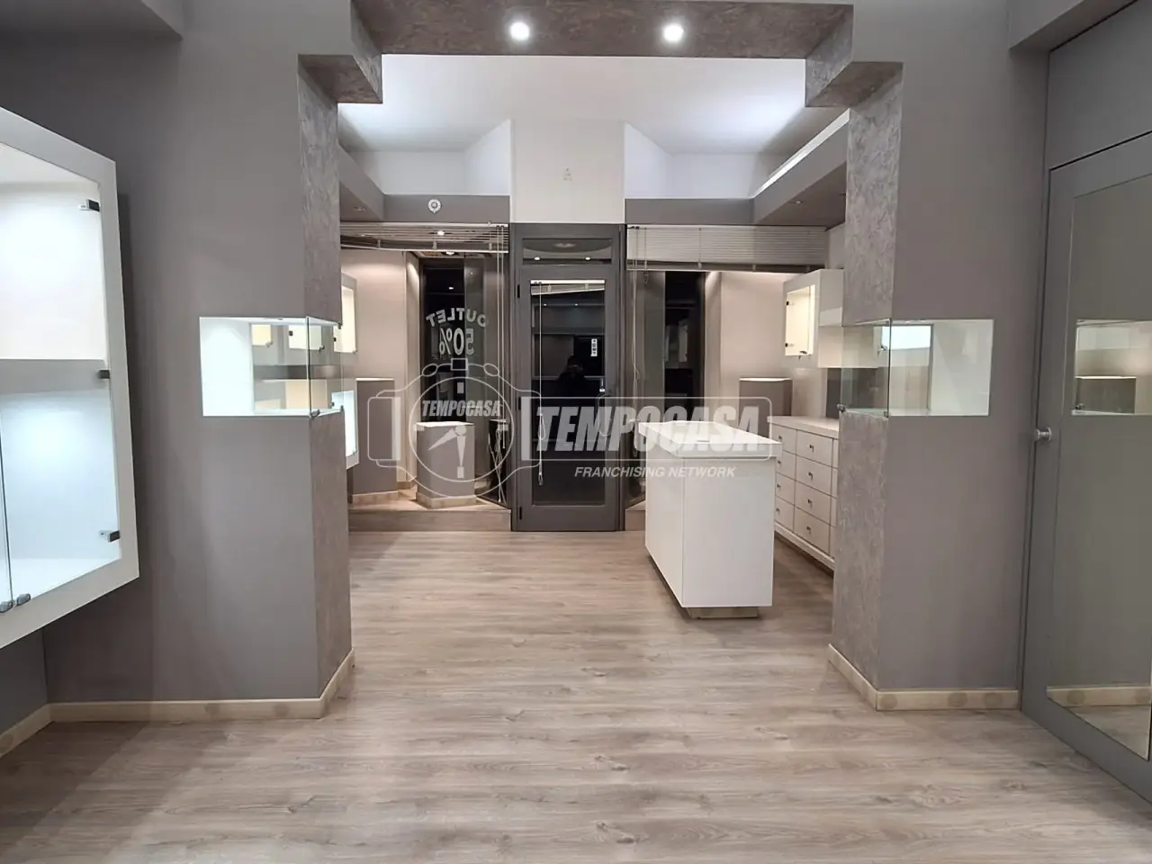 Negozio in Via Nazionale 360, Villafranca Tirrena, {3} - Foto 2