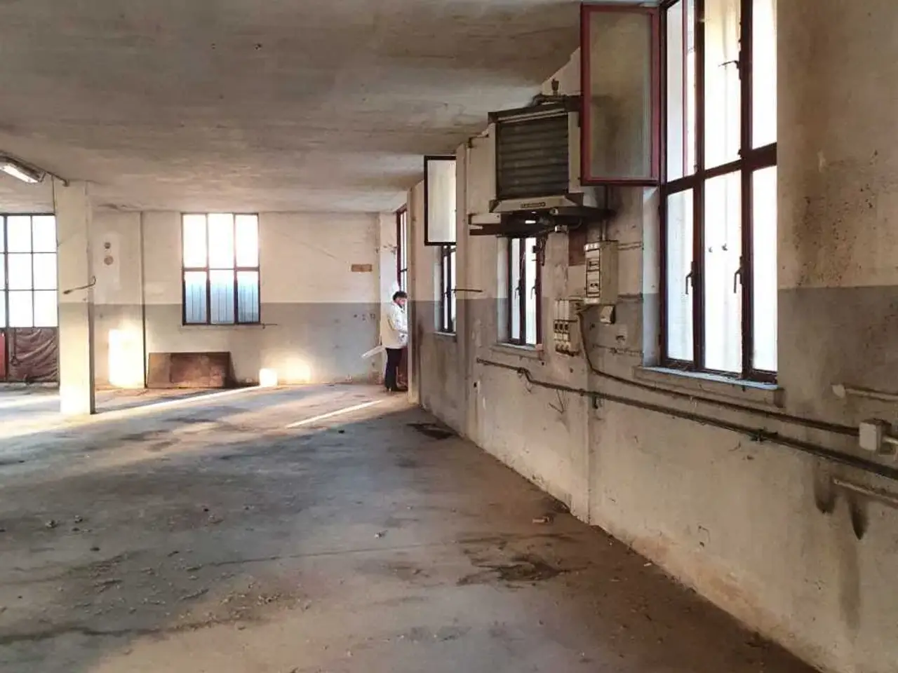 Capannone in Via Arcangelo Canossi 22, Marcheno, {3} - Foto 1