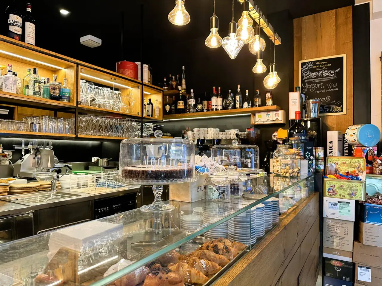 Bar in Via Paglia 24, Bergamo, {3} - Foto 1