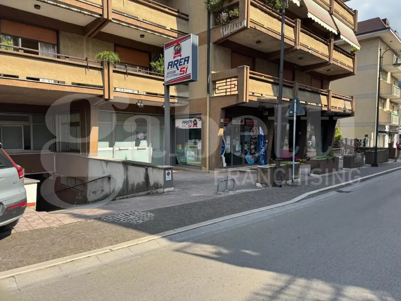 Negozio in Via Matese Snc, Piedimonte Matese, {3} - Foto 1