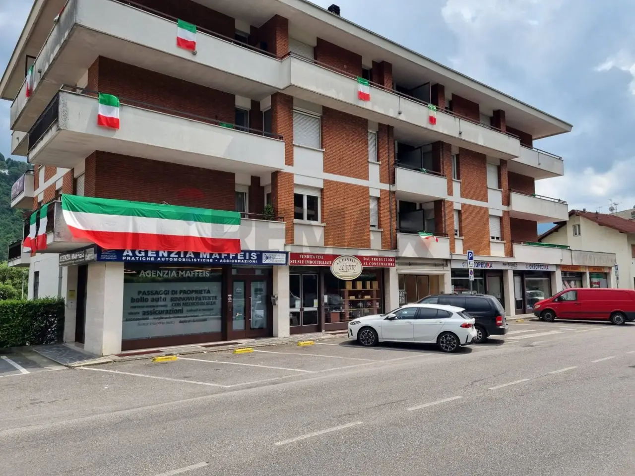 Negozio in , Gazzaniga, {3} - Foto 2