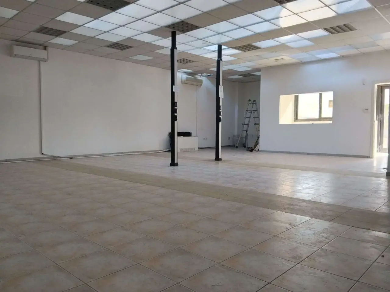 Ufficio in Via del Consorzio  39, Falconara Marittima, {3} - Foto 2