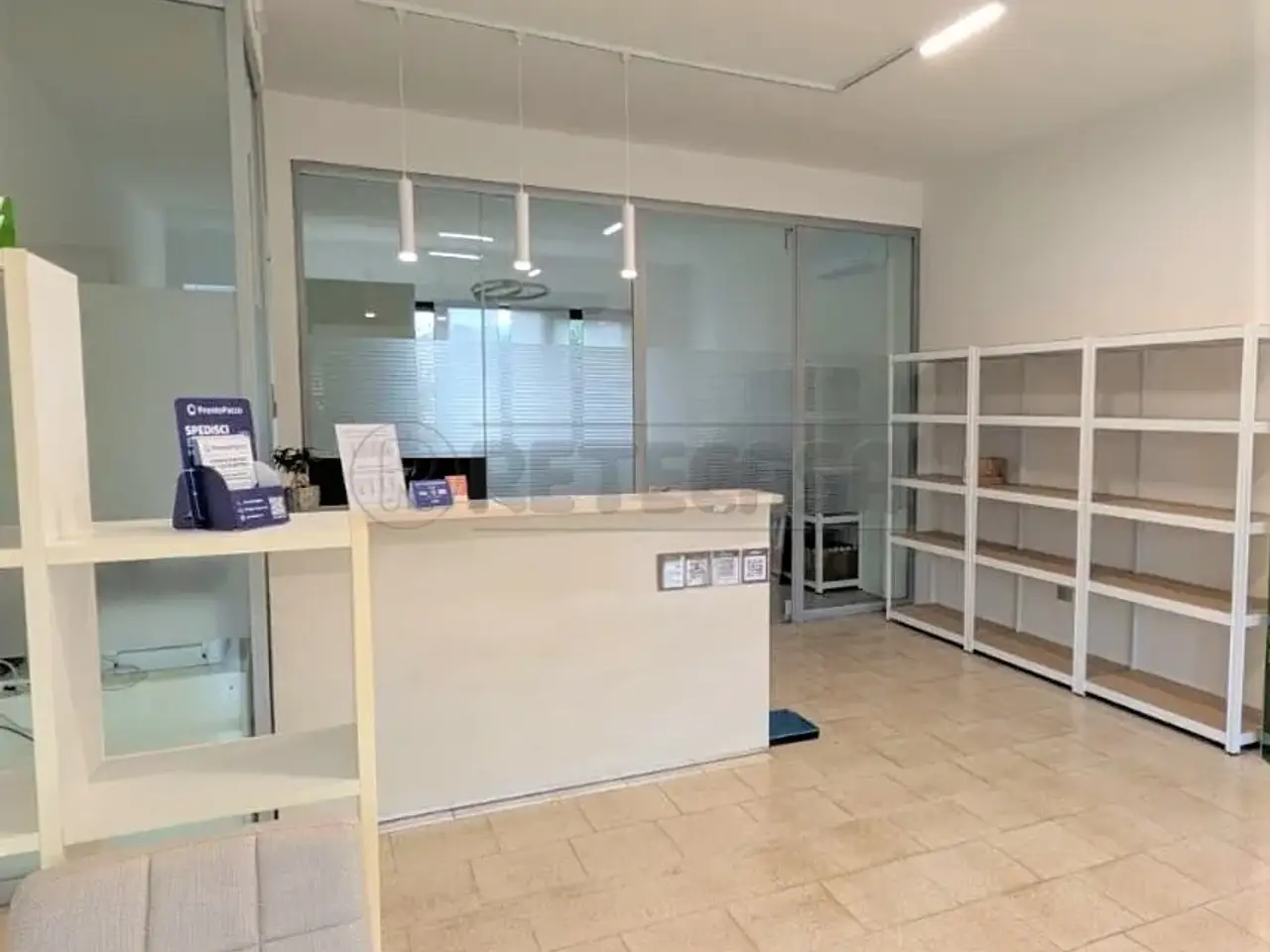 Palazzina commerciale in Via Marconi, Marano Vicentino, {3} - Foto 1