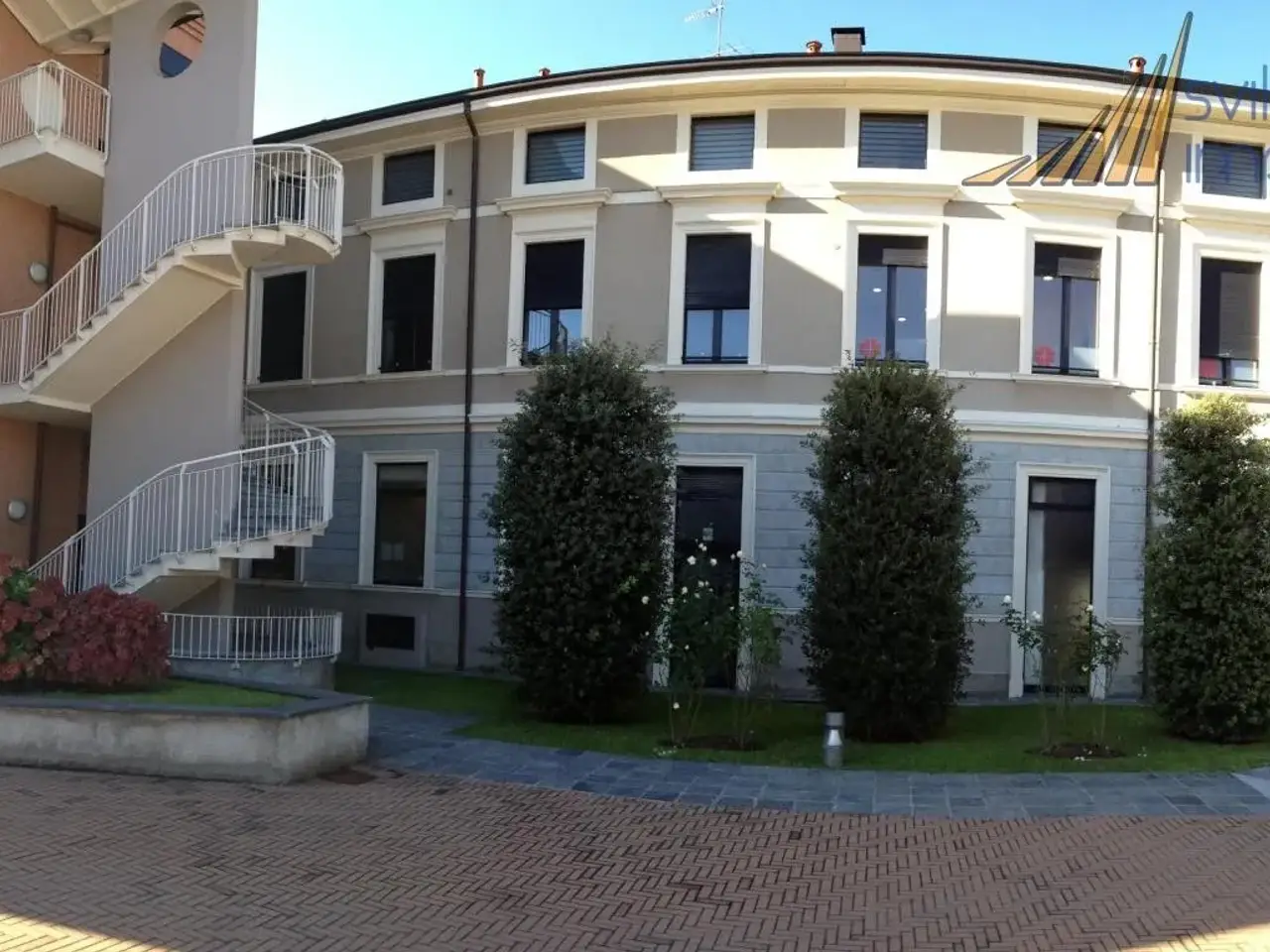 Ufficio in Viale Lombardia 266, Brugherio, {3} - Foto 1