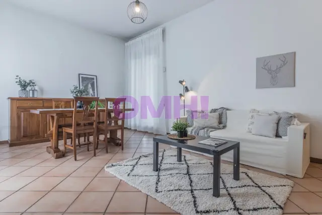 3-room flat in della Repubblica 26, Arese - Photo 1