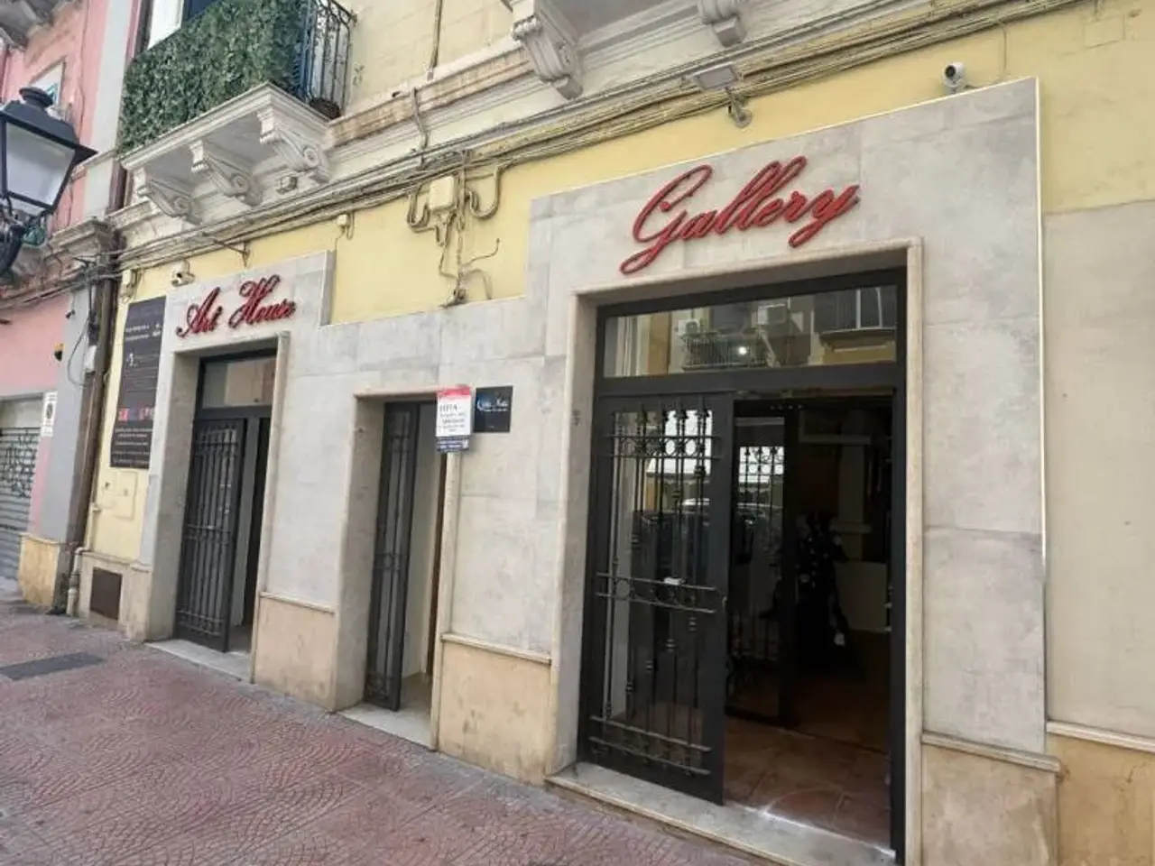 Locale commerciale in Via Anfiteatro 216 Taranto, Taranto, {3} - Foto 1