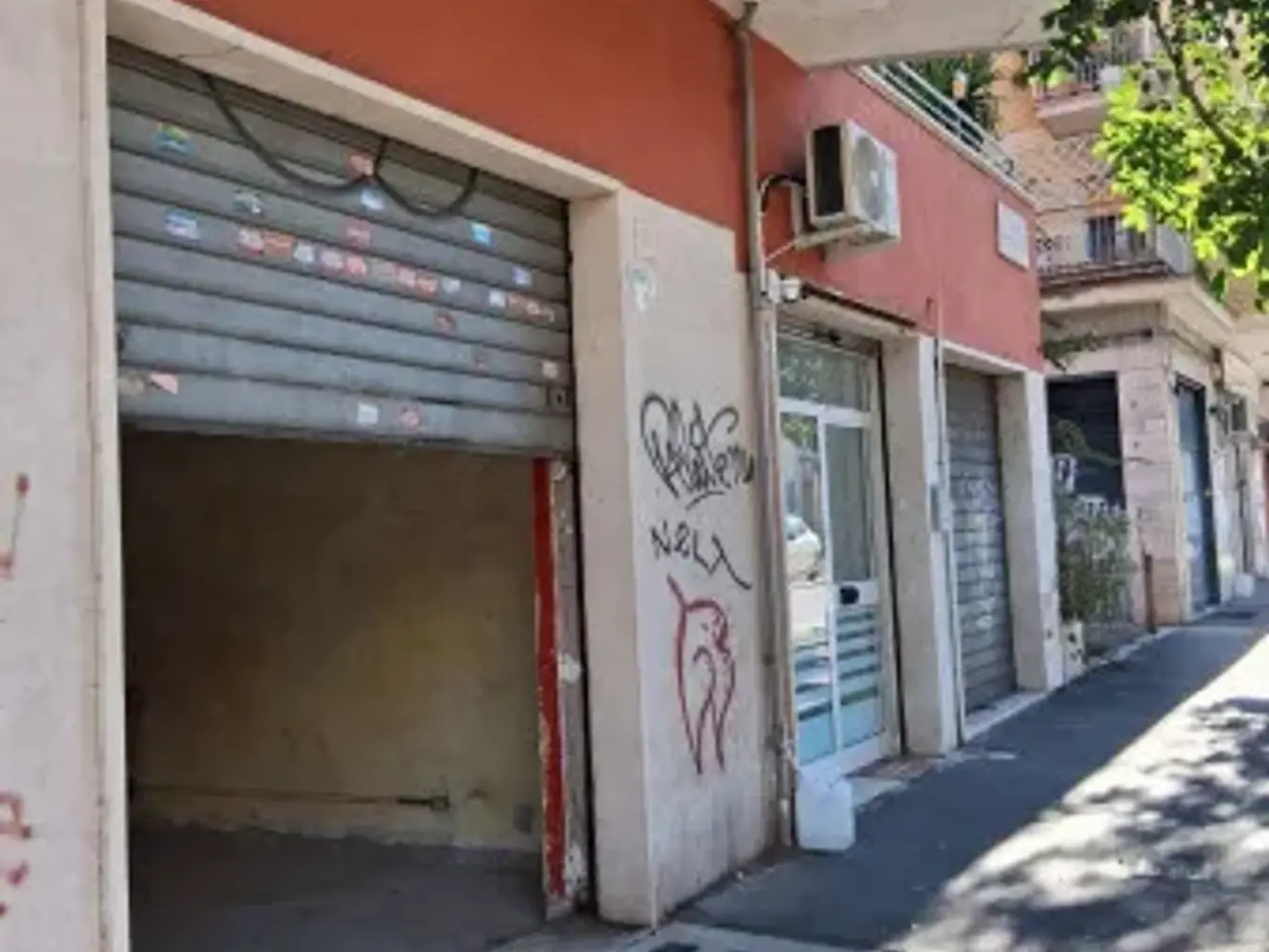 Negozio in Viale Opita Oppio, Roma, {3} - Foto 2