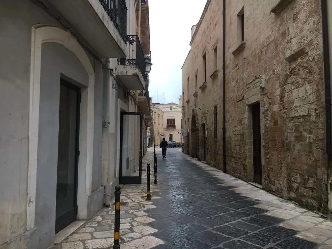 Negozio in Via Tarantini 44, Brindisi, {3} - Foto 2