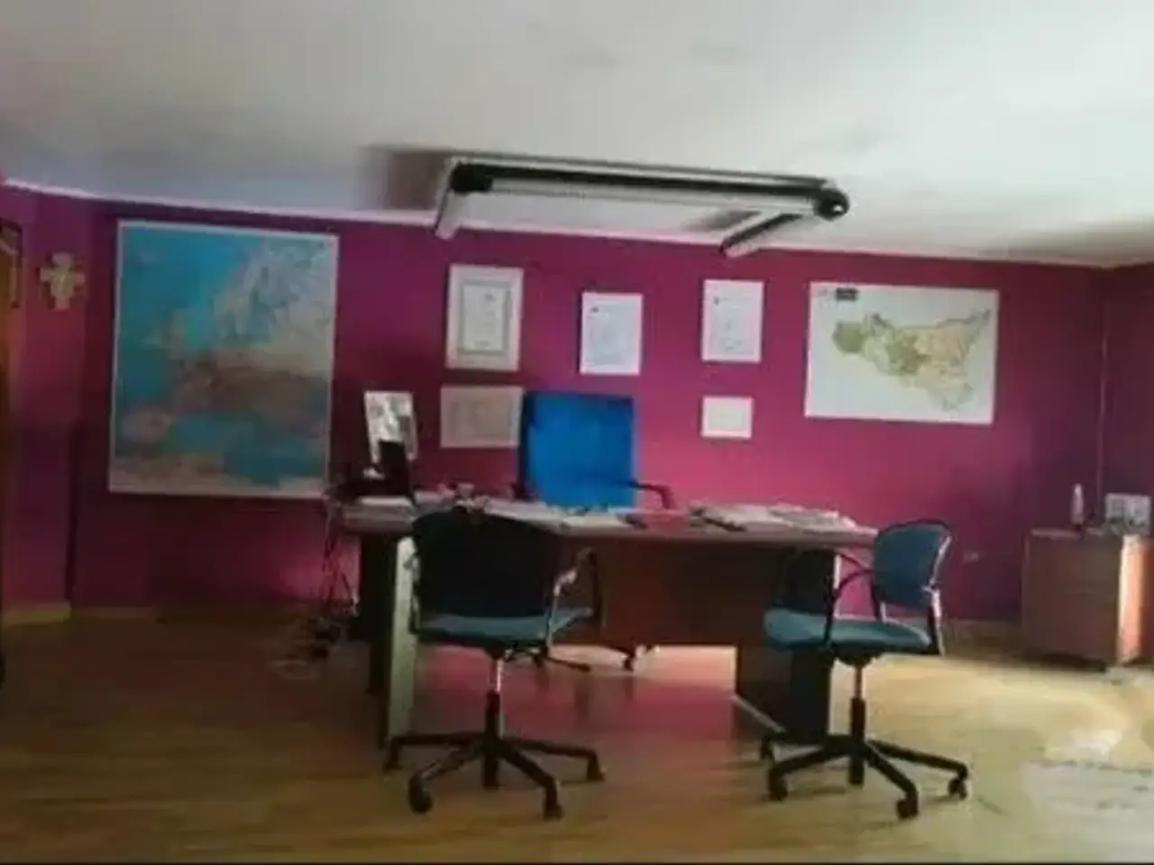 Negozio in Via Luigi Rizzo, Caltanissetta, {3} - Foto 1