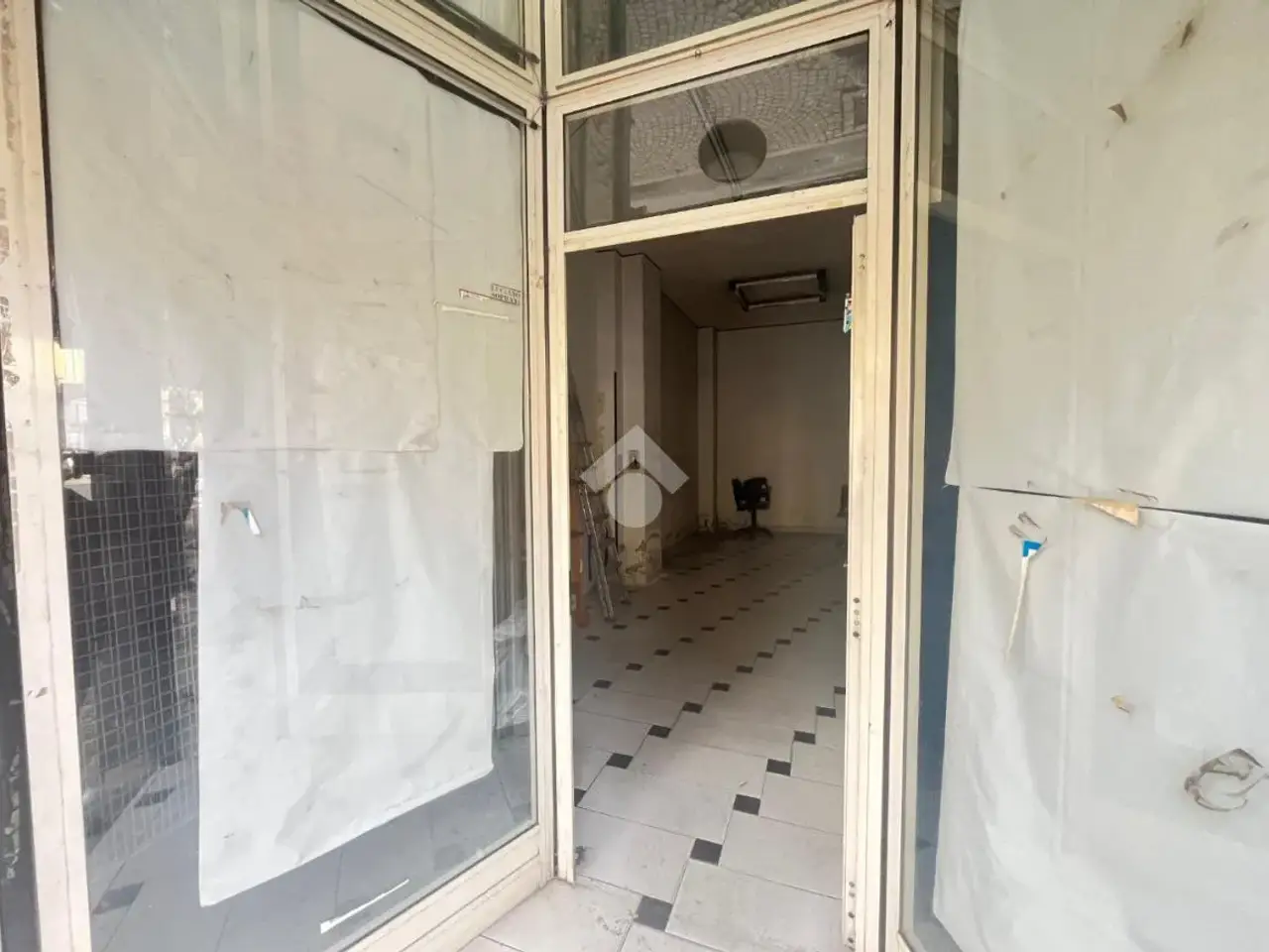 Negozio in Corso Umberto I 55, Cosenza, {3} - Foto 2