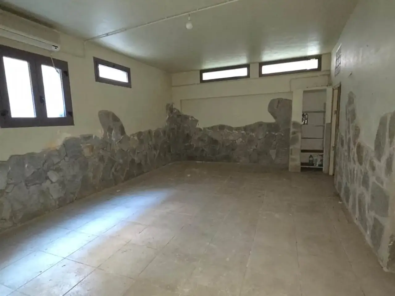 Laboratorio in Via Trieste, Battipaglia, {3} - Foto 1
