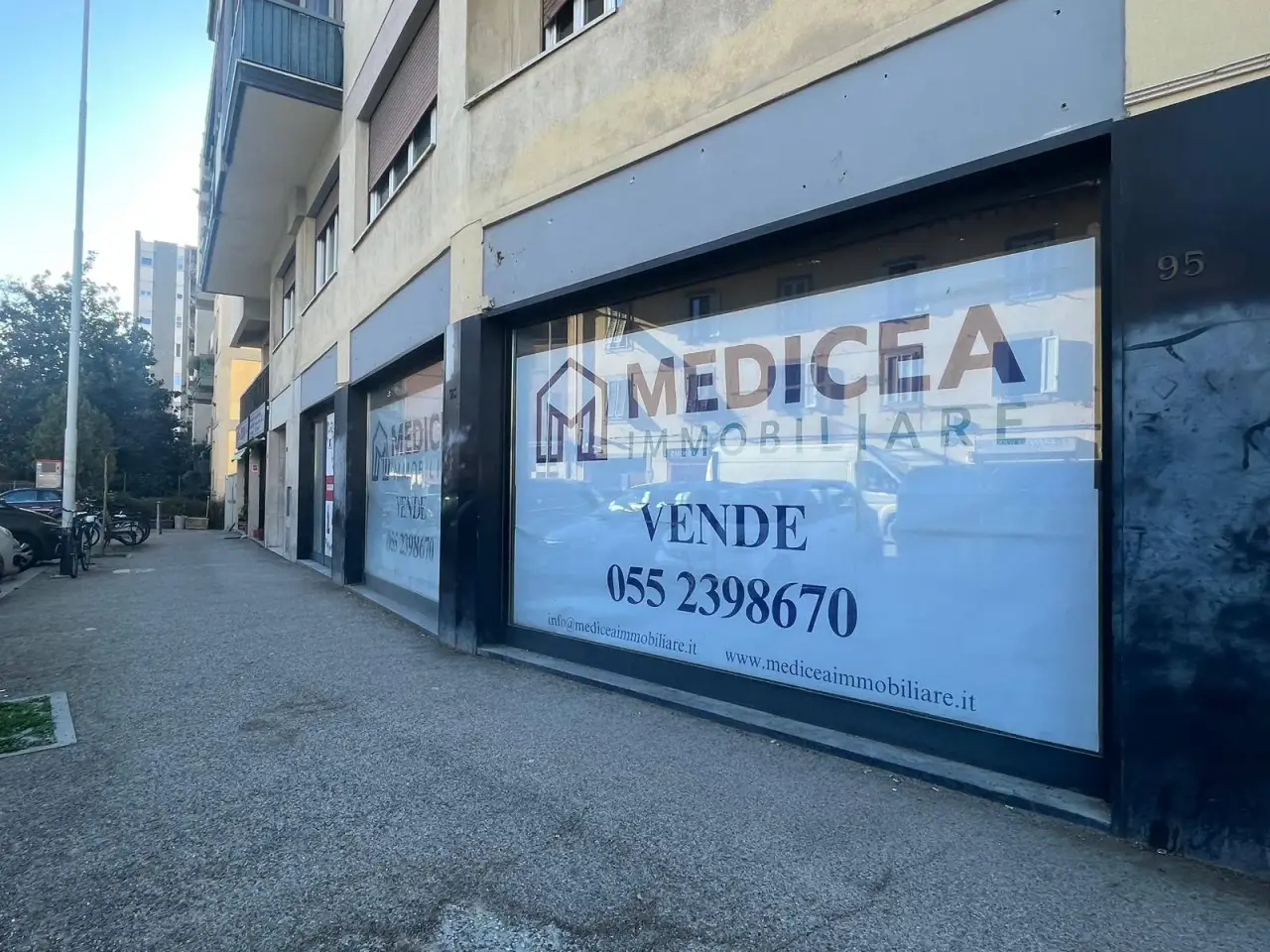 Negozio in Via della Villa Demidoff 91/101, Firenze, {3} - Foto 2